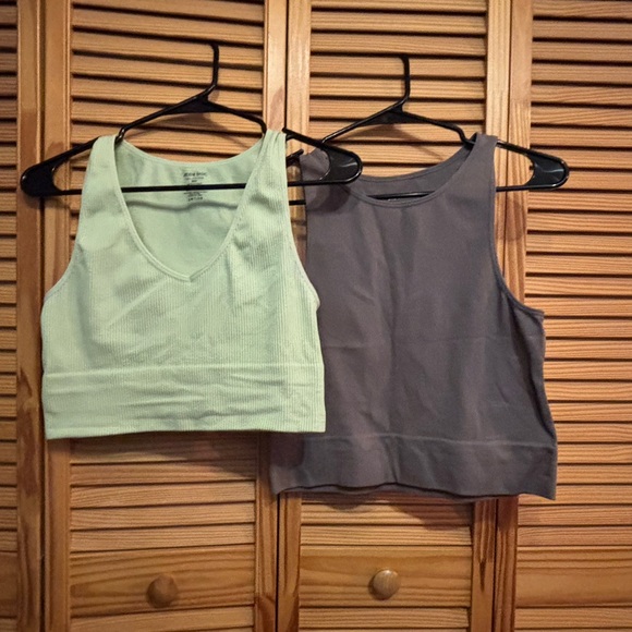Ardene Green and Gray Fitted Crop Tank Tops - Picture 1 of 3